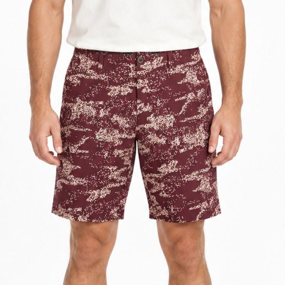 Under Armour Burgundy Performance Golf Shorts 32